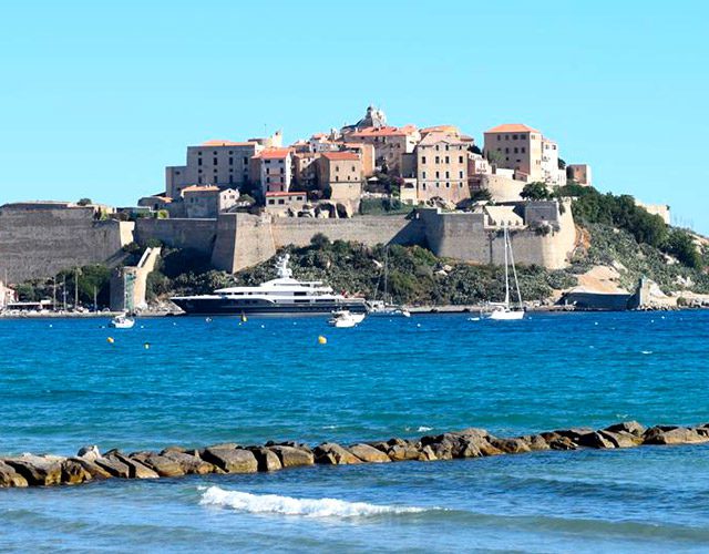 Vacances en Corse pas chères