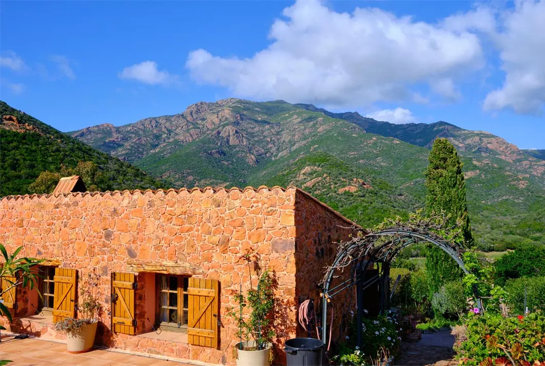 exemples-chiffres-de-comparaison-des-prix-des-campings-en-corse
