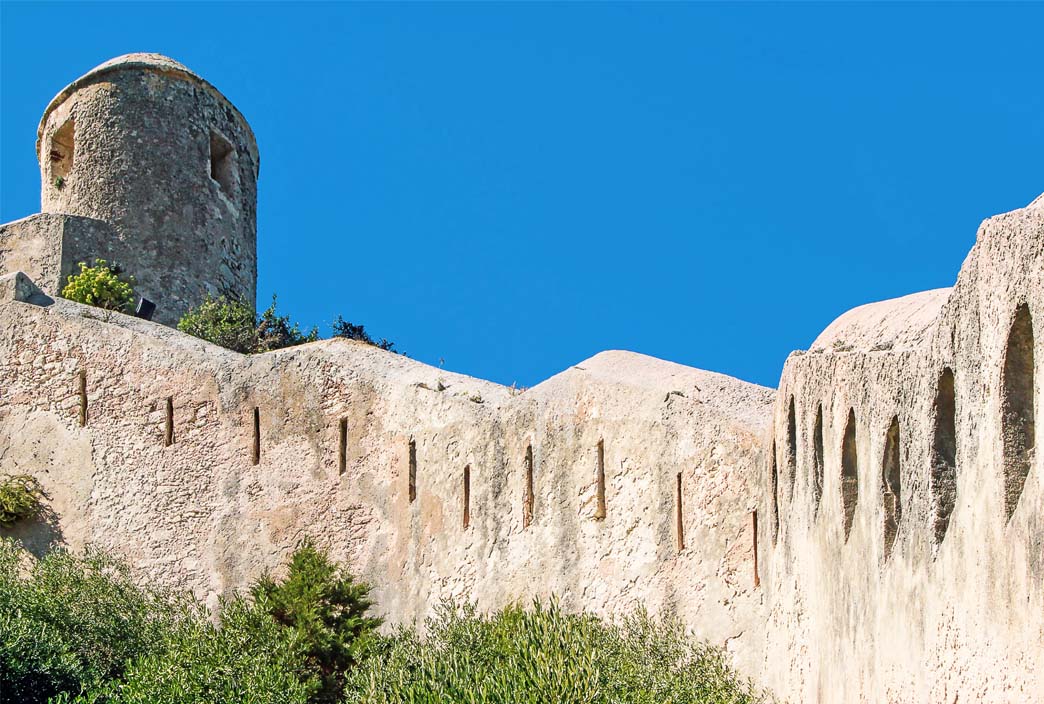 Quelles sont les meilleures offres promotionnelles pour un séjour en camping en Haute-Corse en 2026 ?